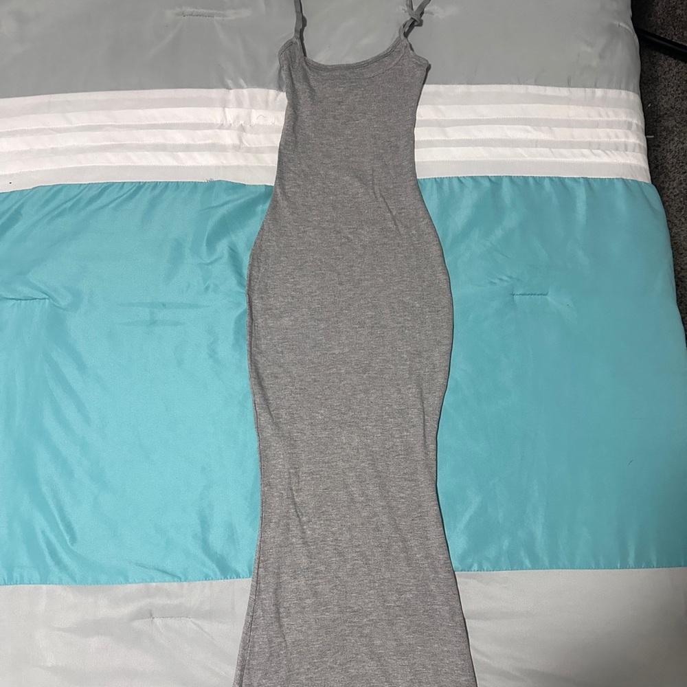 Elegant Gray Sleeveless Maxi Dress